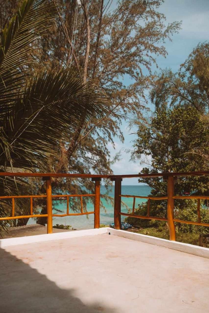 Paradise Sunset Beach ロンサレム島 エクステリア 写真